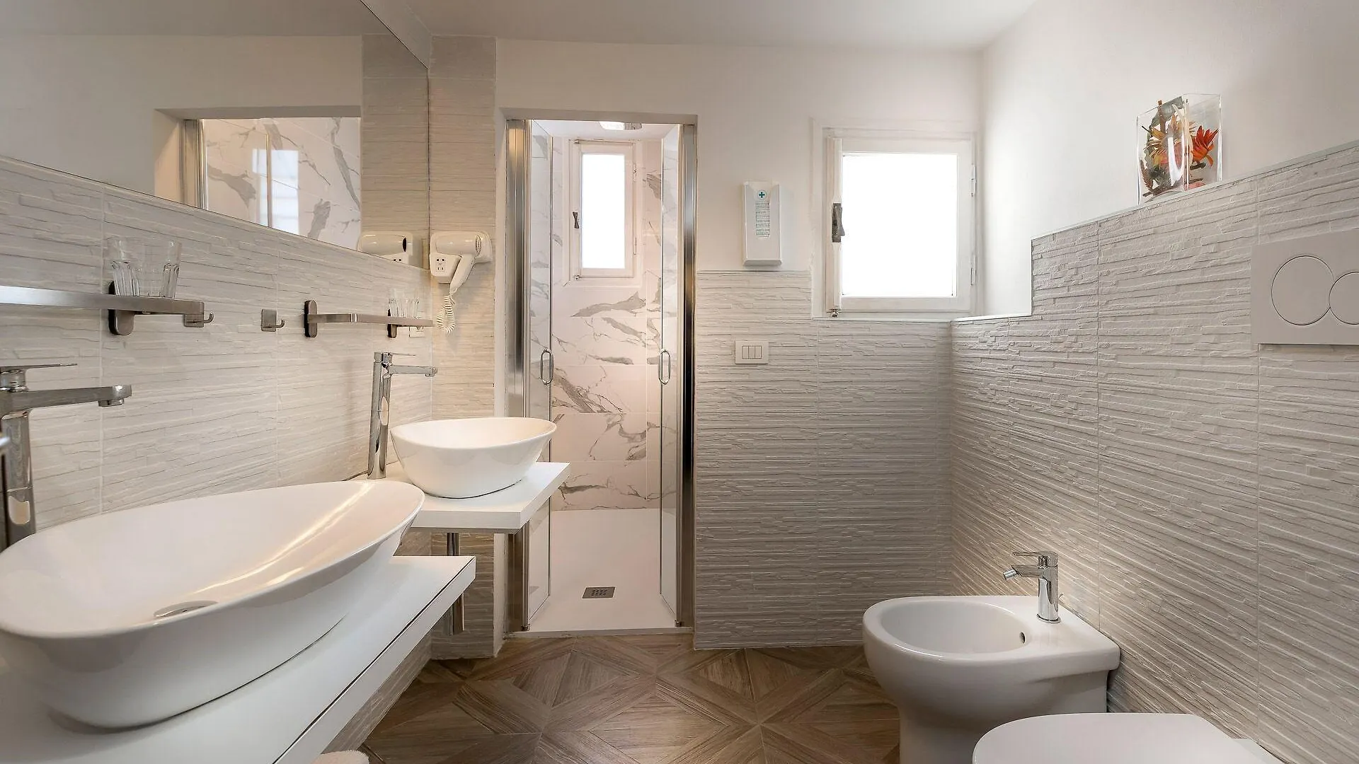 Residenza Conte Di Cavour&Luxury Rooftop 피렌체 3*,  이탈리아
