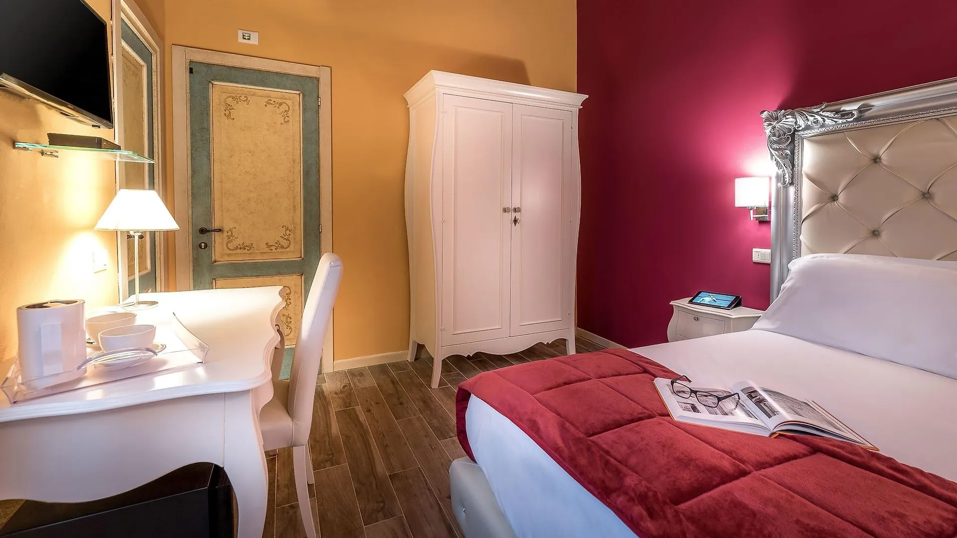 *** 호텔 Residenza Conte Di Cavour&Luxury Rooftop 피렌체 이탈리아